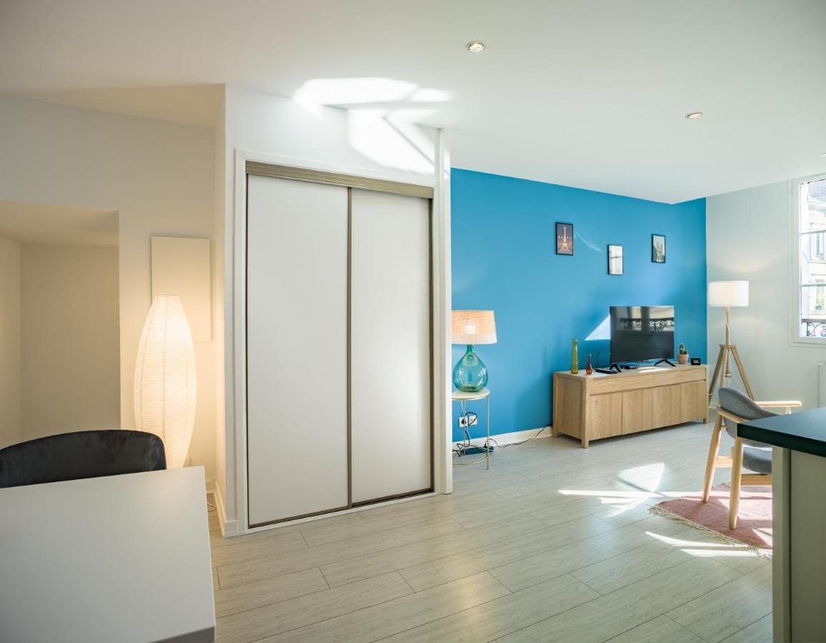 Logis De La Monnaie - Centre Historique - Parking Offert Apartment Троа Екстериор снимка