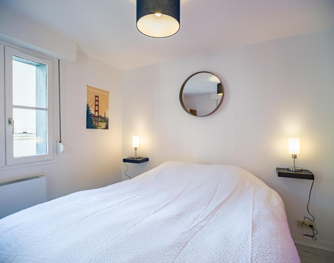 Logis De La Monnaie - Centre Historique - Parking Offert Apartment Троа Екстериор снимка
